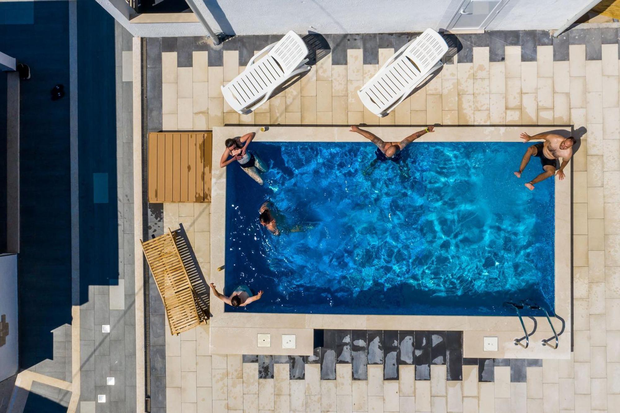 Mata Family Apartments Molunat Εξωτερικό φωτογραφία