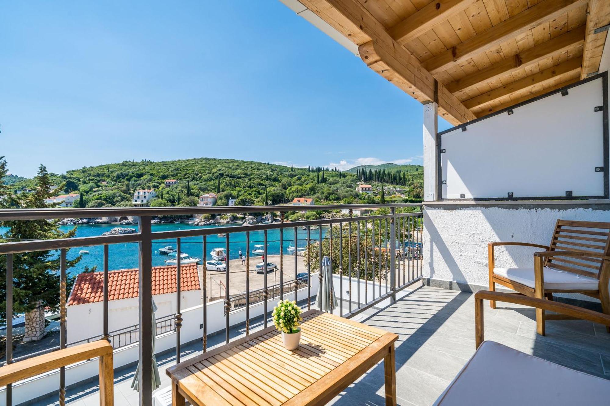 Mata Family Apartments Molunat Εξωτερικό φωτογραφία