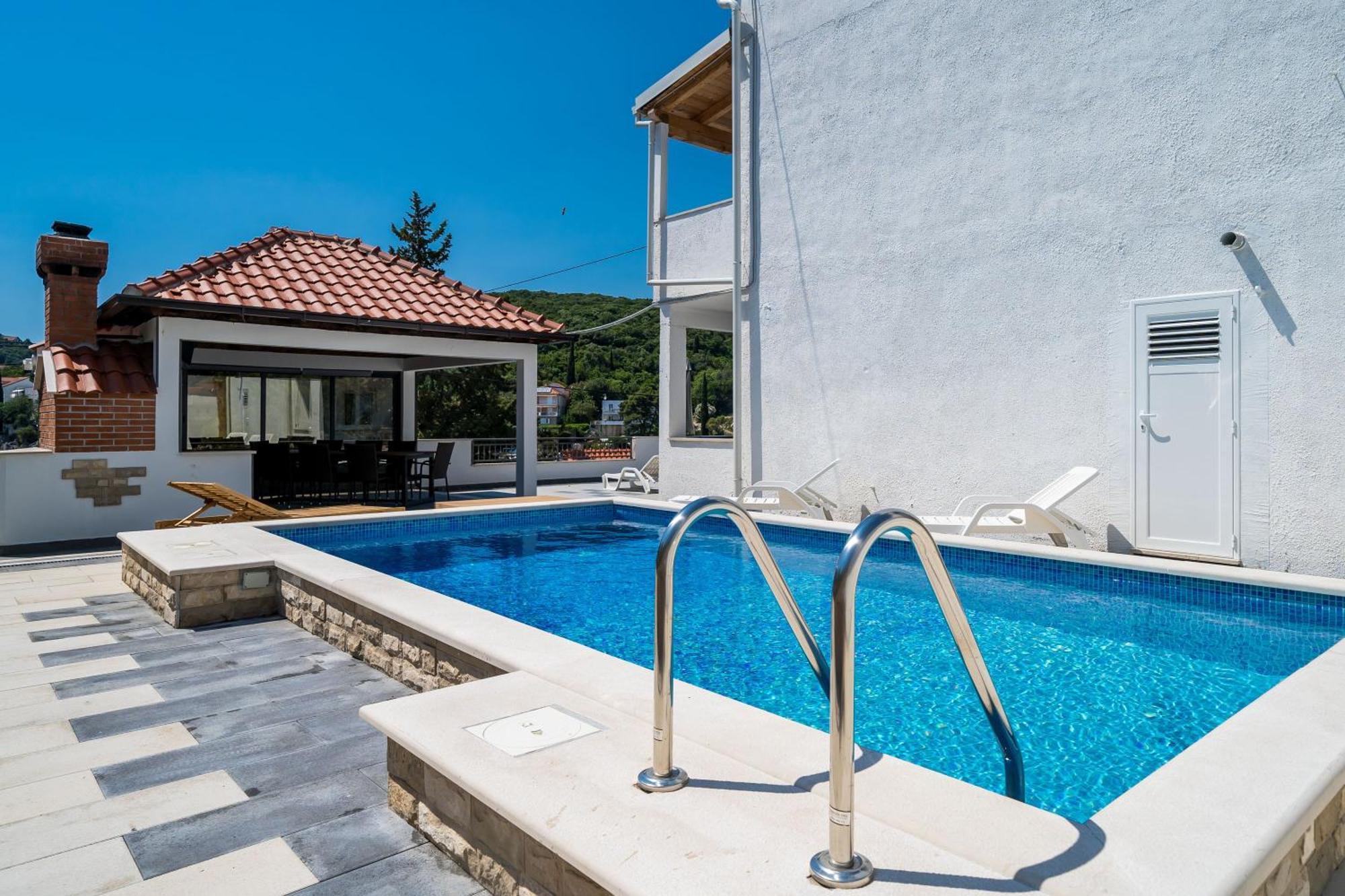 Mata Family Apartments Molunat Εξωτερικό φωτογραφία
