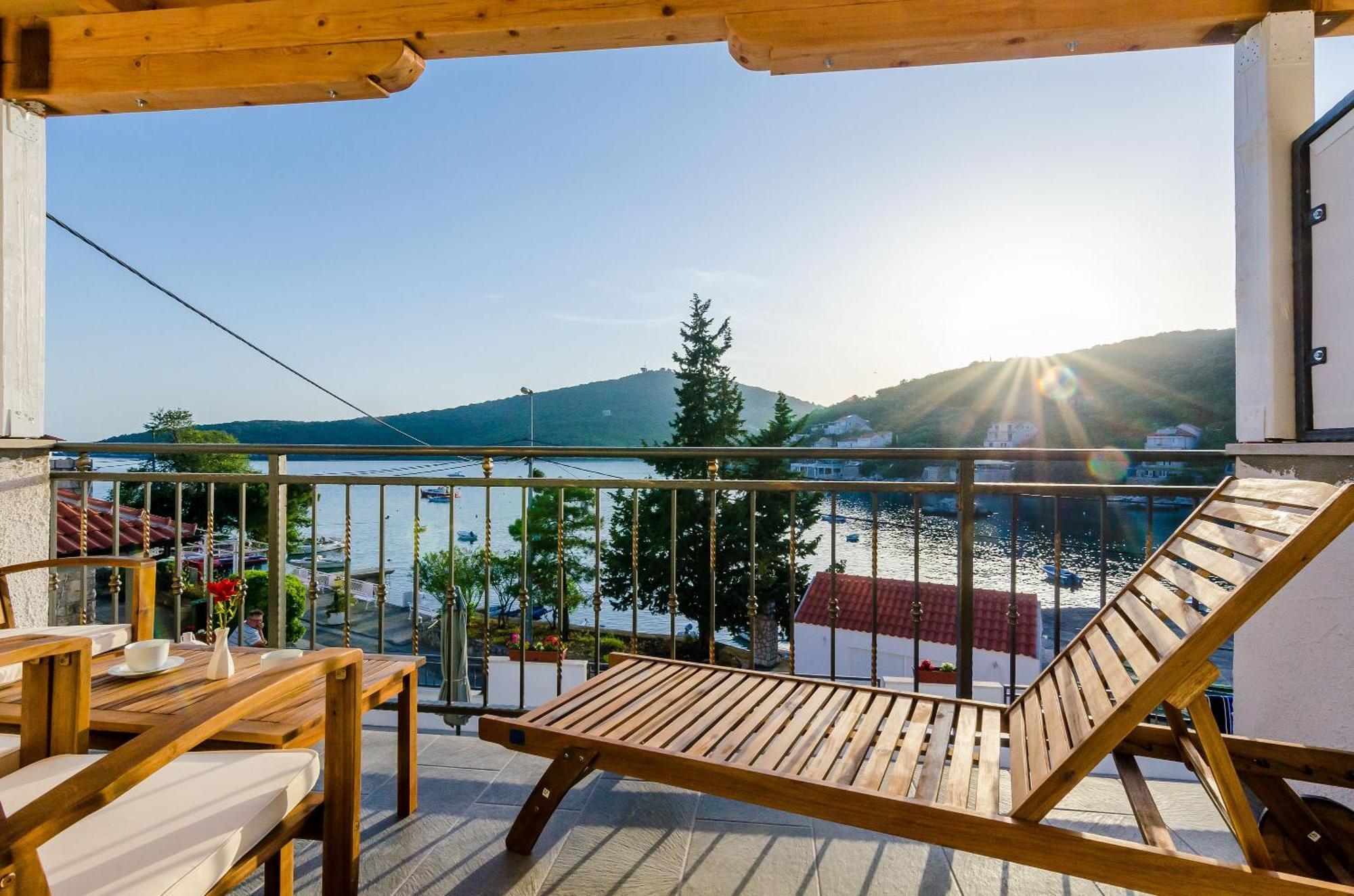 Mata Family Apartments Molunat Εξωτερικό φωτογραφία