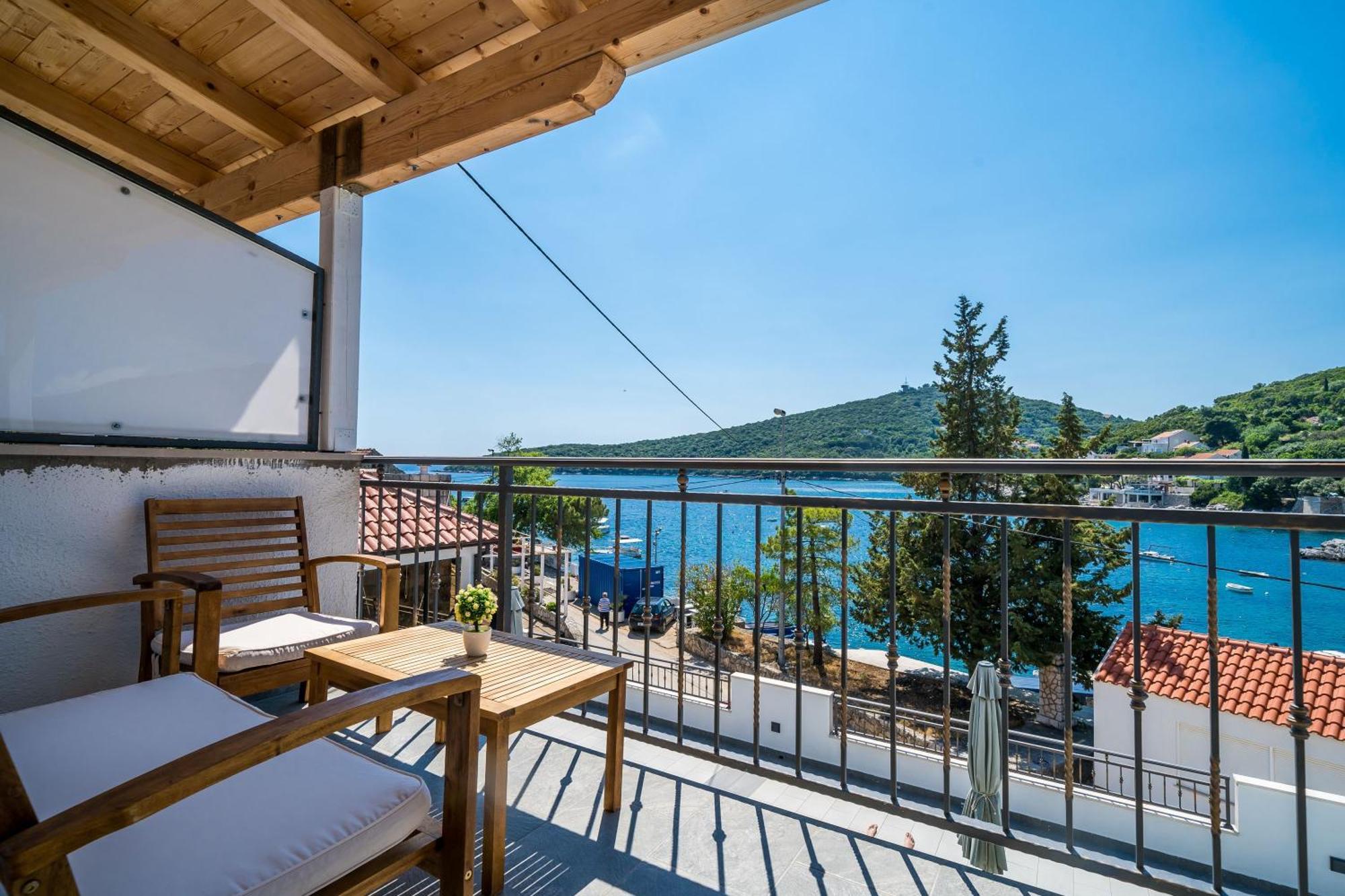 Mata Family Apartments Molunat Εξωτερικό φωτογραφία