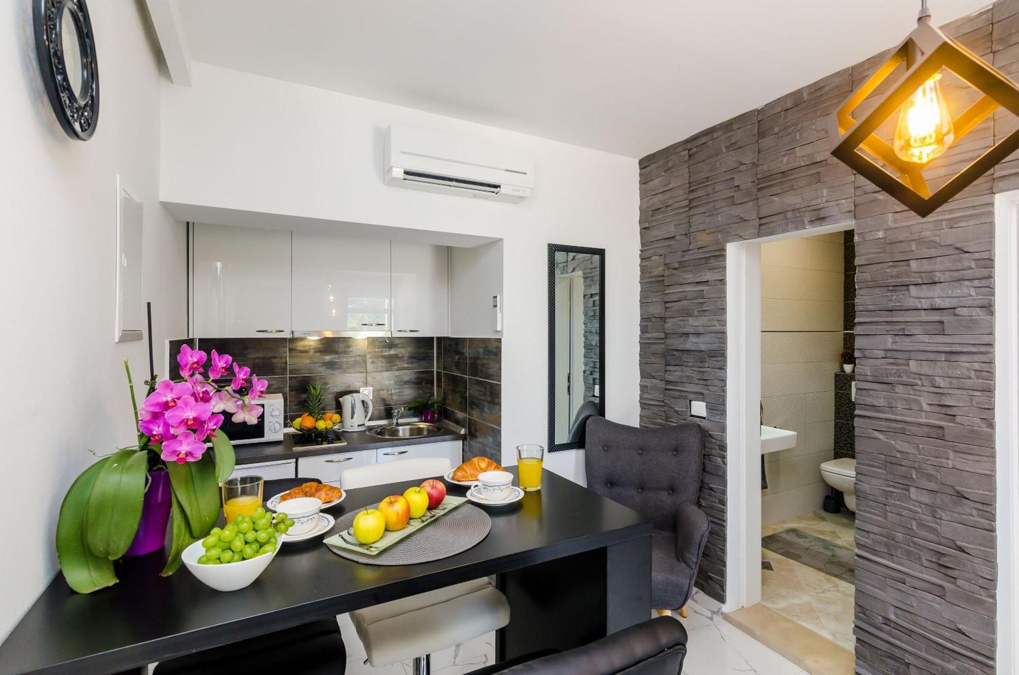 Mata Family Apartments Molunat Εξωτερικό φωτογραφία