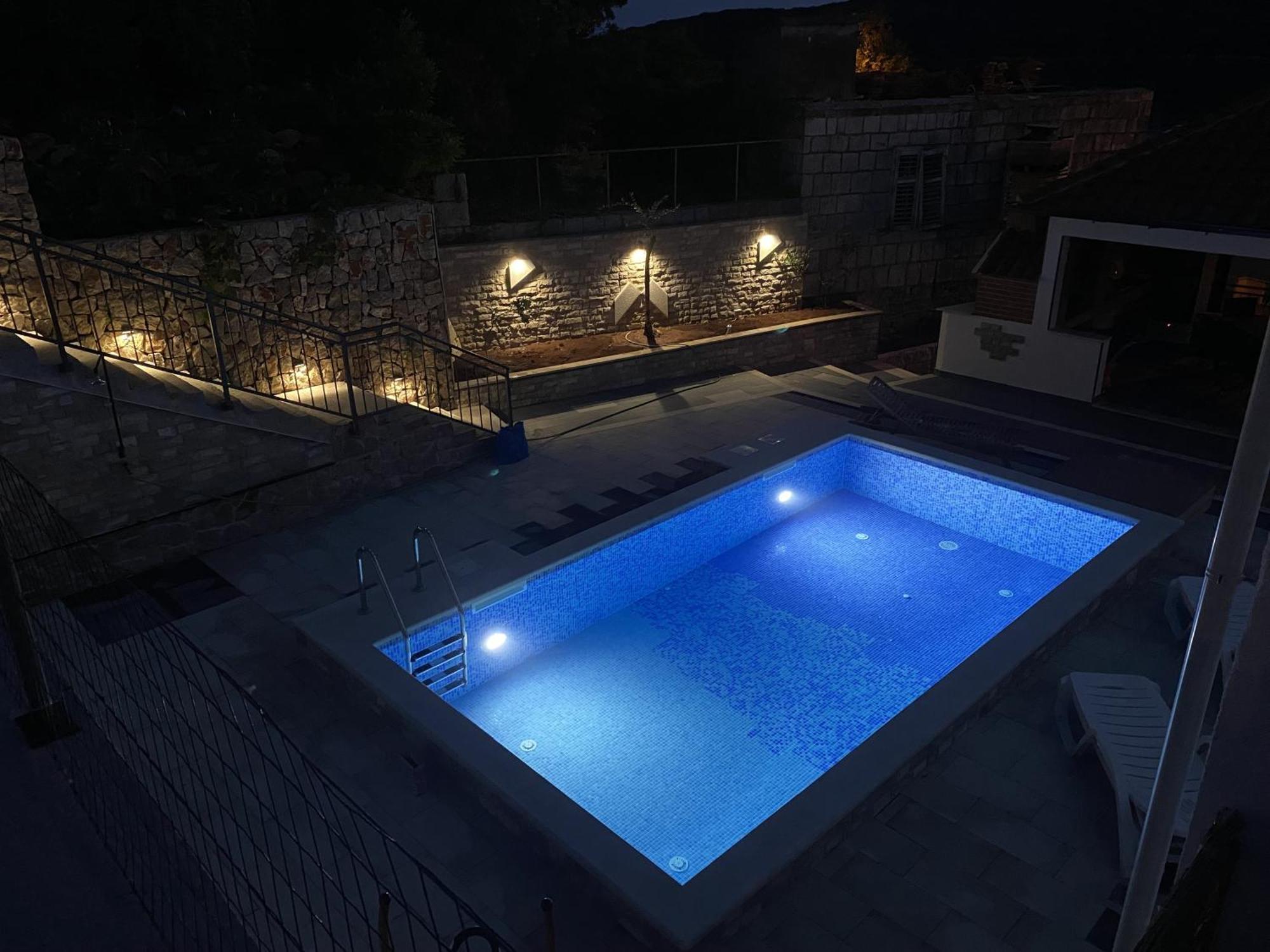 Mata Family Apartments Molunat Εξωτερικό φωτογραφία