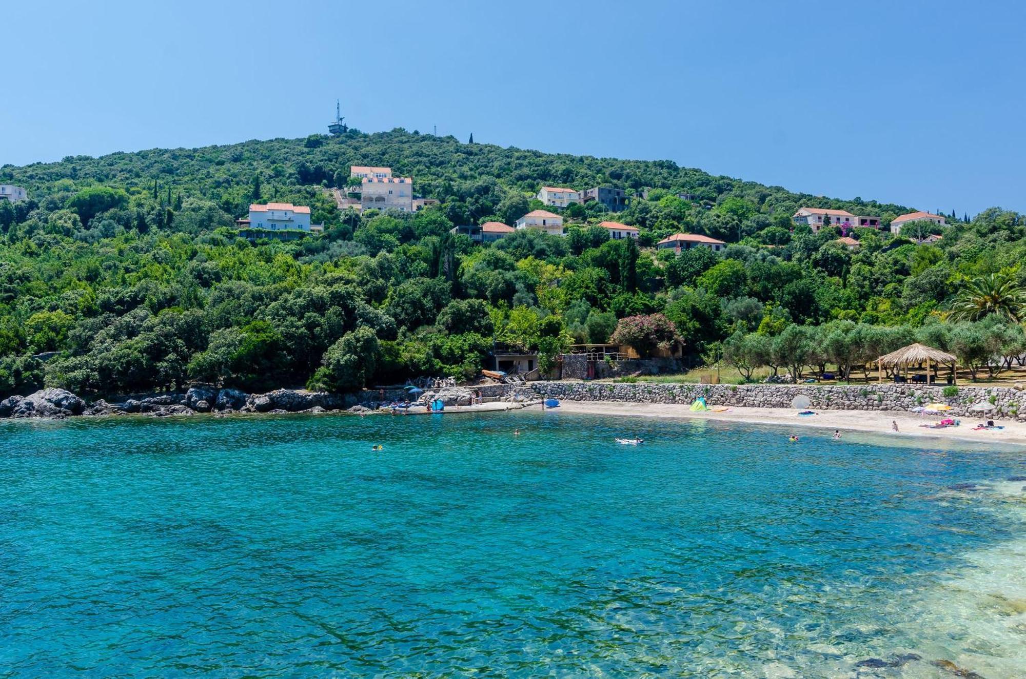 Mata Family Apartments Molunat Εξωτερικό φωτογραφία