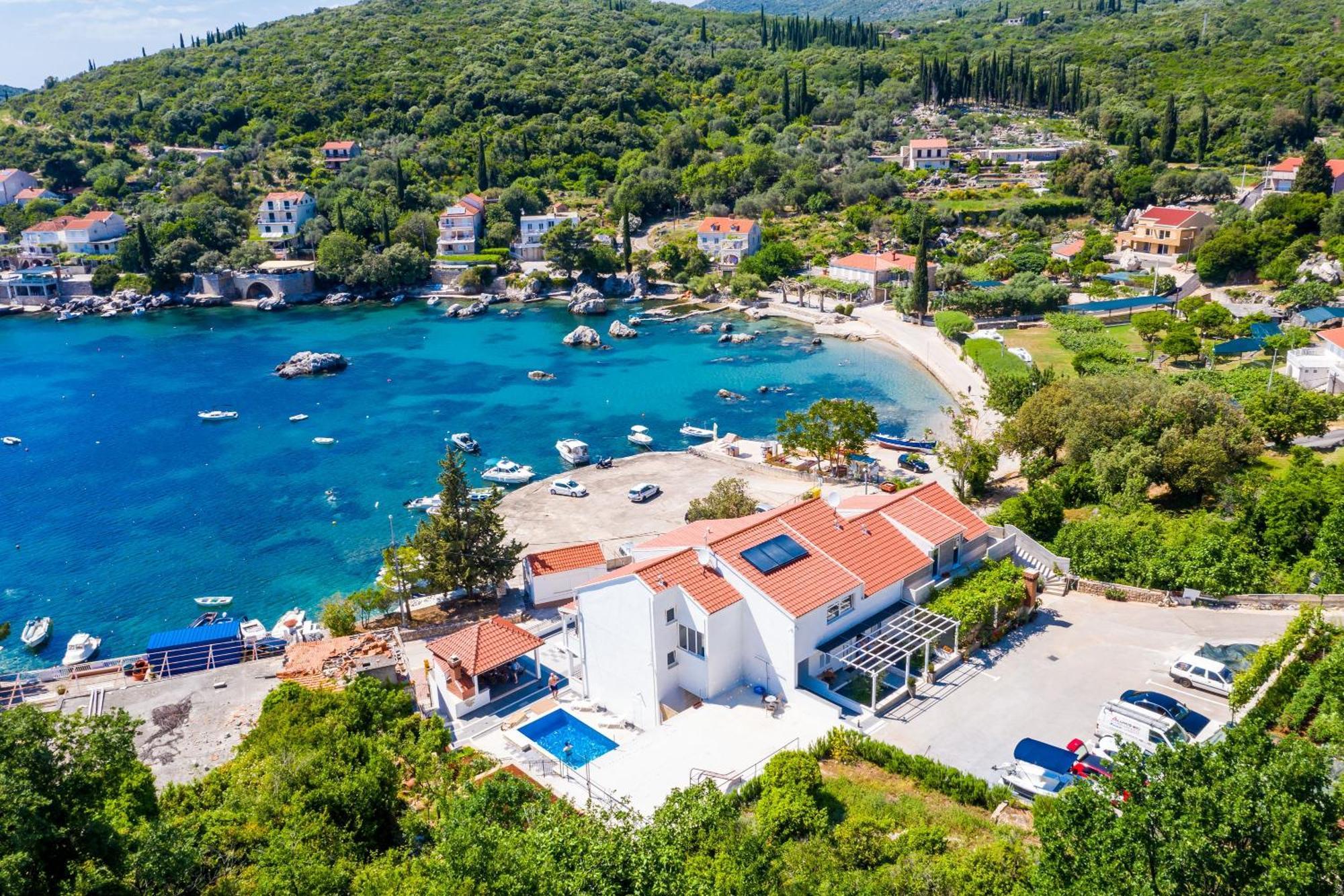 Mata Family Apartments Molunat Εξωτερικό φωτογραφία