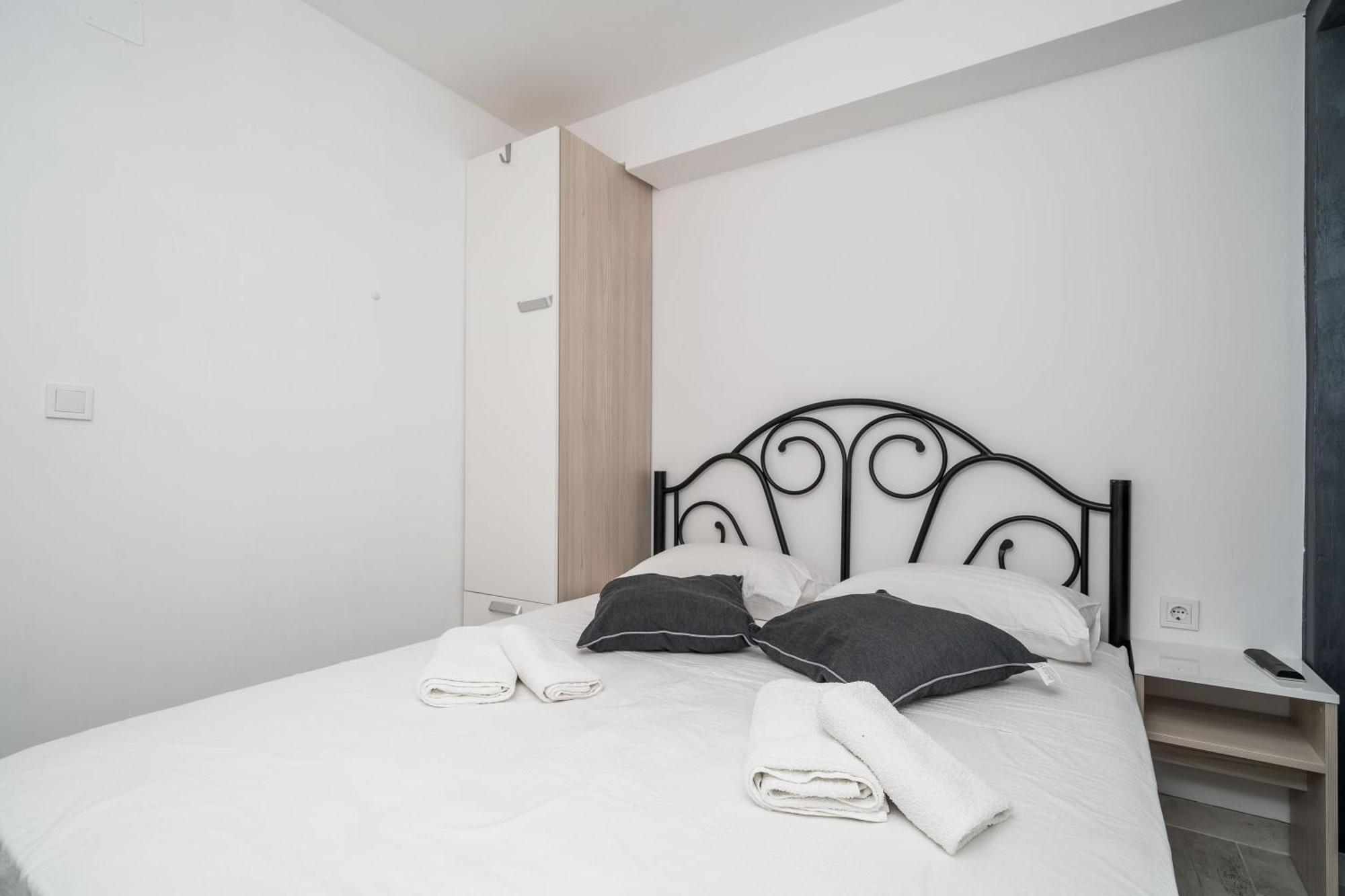 Mata Family Apartments Molunat Δωμάτιο φωτογραφία