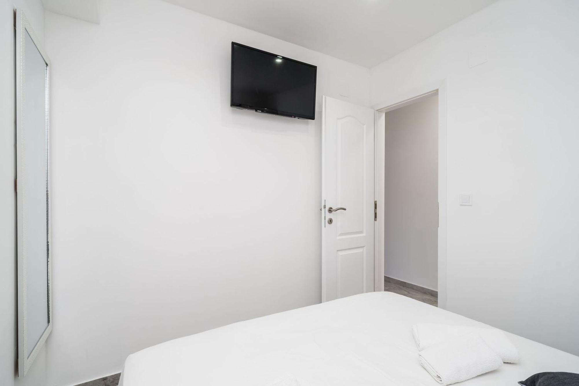 Mata Family Apartments Molunat Δωμάτιο φωτογραφία