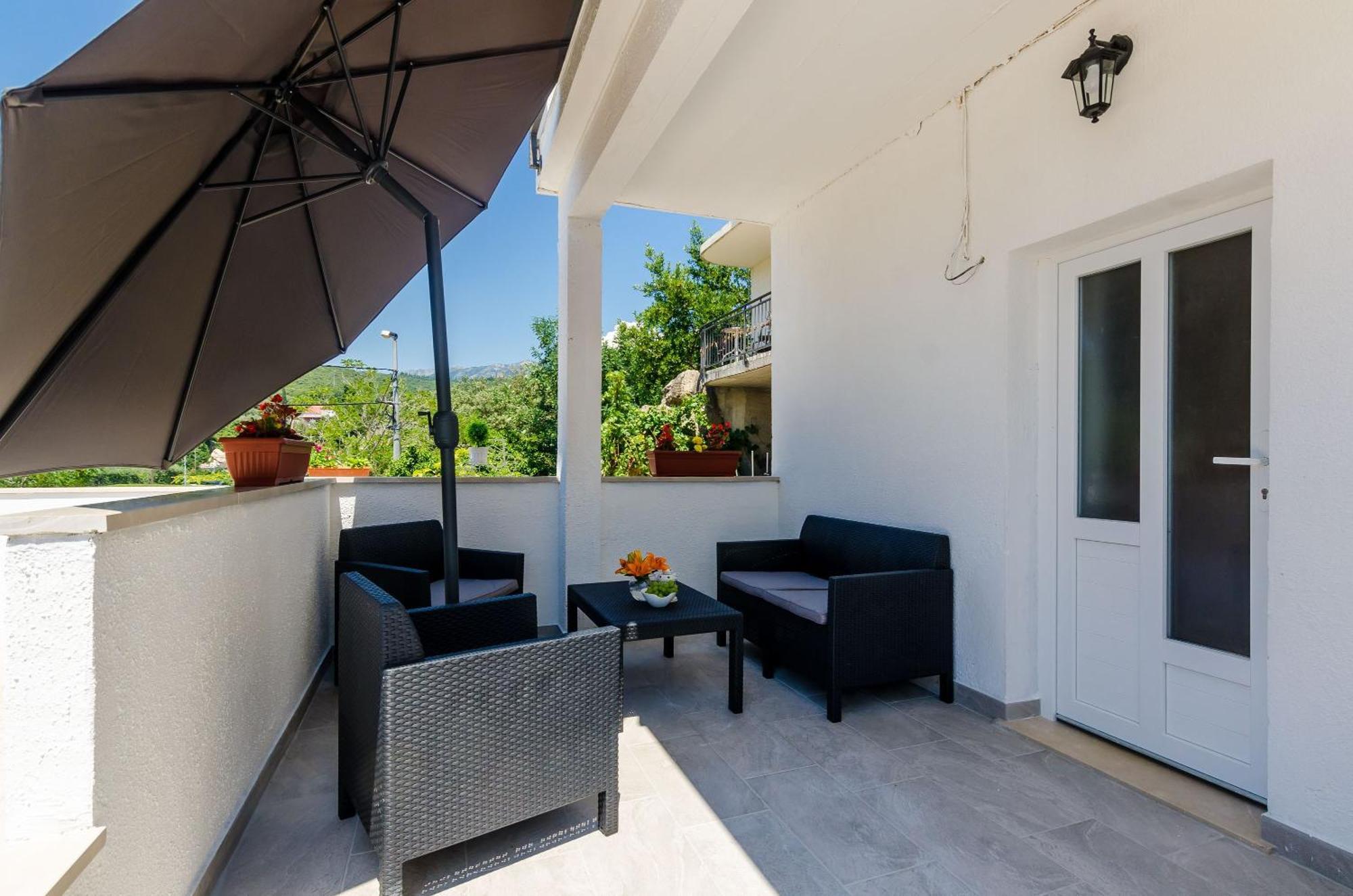 Mata Family Apartments Molunat Δωμάτιο φωτογραφία