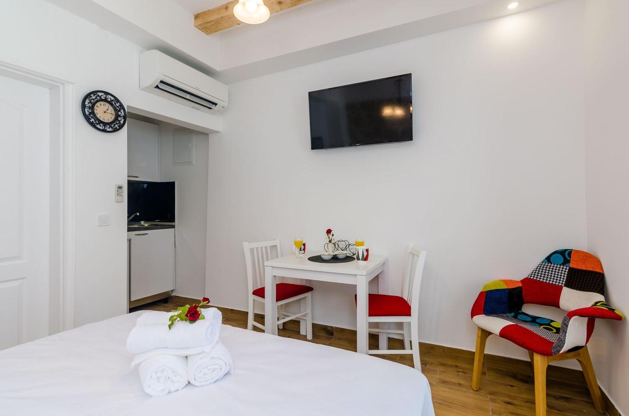 Mata Family Apartments Molunat Δωμάτιο φωτογραφία
