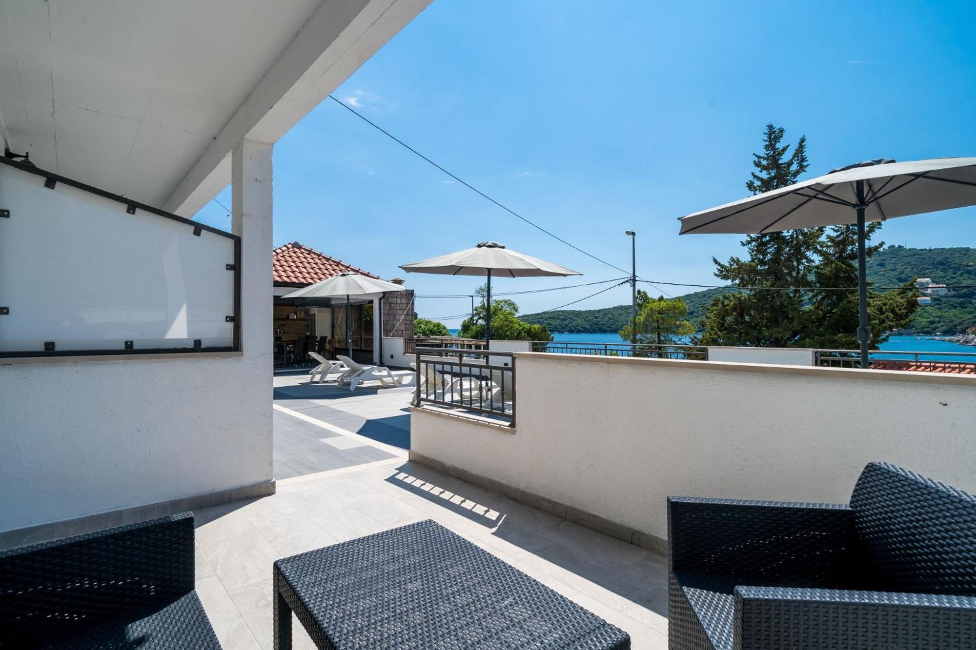Mata Family Apartments Molunat Δωμάτιο φωτογραφία